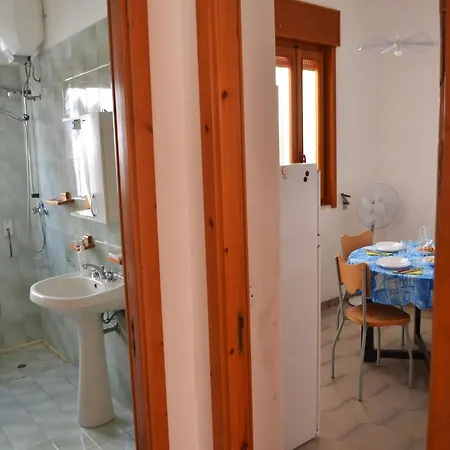Mizu Con Spazi Esterni A Holiday home