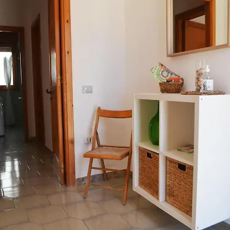 Mizu Con Spazi Esterni A Holiday home *