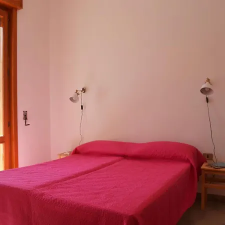Mizu Con Spazi Esterni A Holiday home *